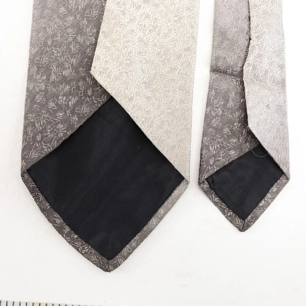 Lilly Dache Marv Miller Tie Mens 56 in Silk Gray Ombre Abstract Geo Floral Wide